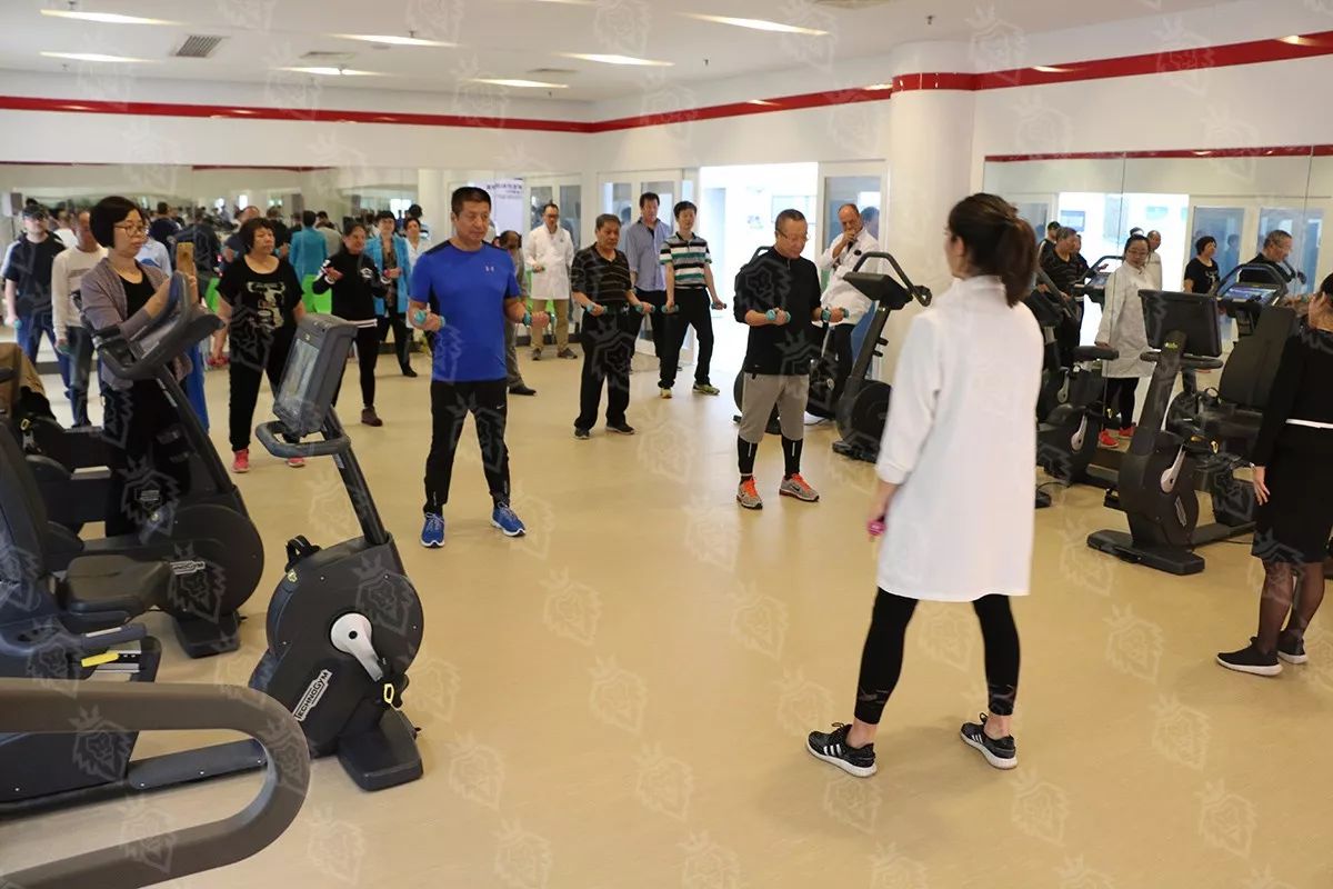 罗马医科大学医院海泉湾中国首期“心脏术后生命重建训练营”机能测试